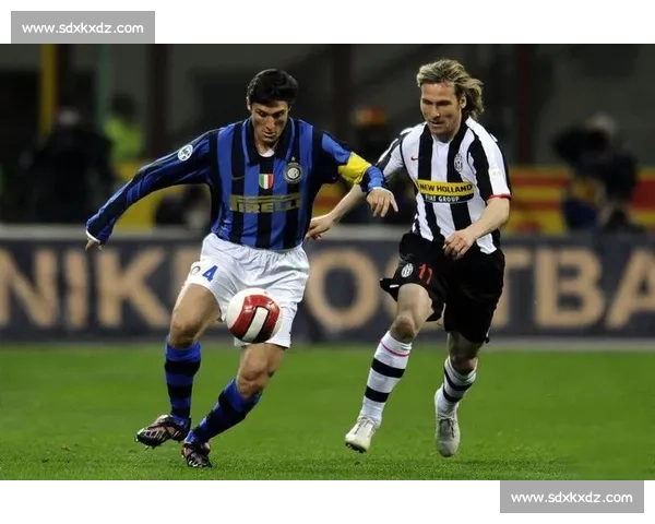 萨内蒂力赞齐沃：钢铁伙伴与绿茵燃灯者